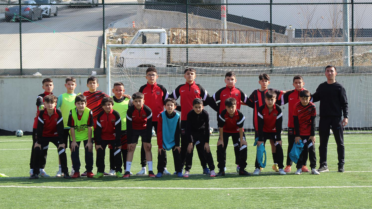 Yozgatspor U13 Takımı Sezona Hazır: Genç Yetenekler Antrenmanlara Başladı