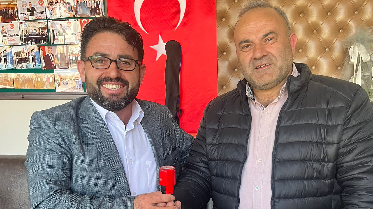 İstanbul’da Yozgatlılar Derneğinde Görev Değişimi: Ahmetfakılı Derneği’nde Başkanlık Kasım Çetintaş’a Devredildi