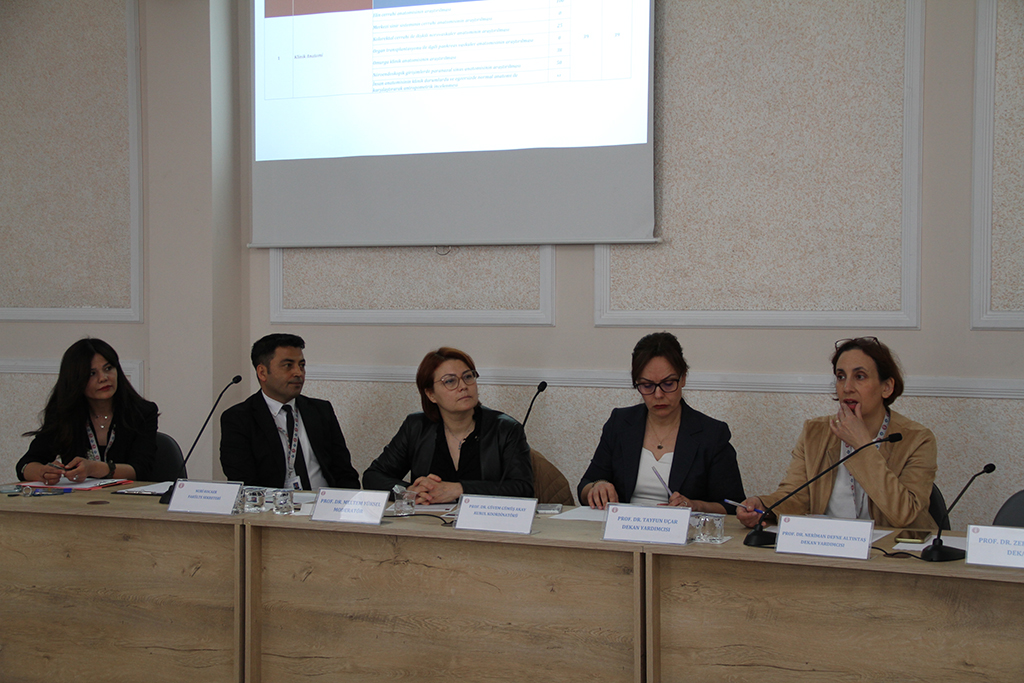 Ankara Üniversitesi Tıp Fakültesi’nde Araştırma Stratejilerinde Yeni İzleme Dönemi Başladı
