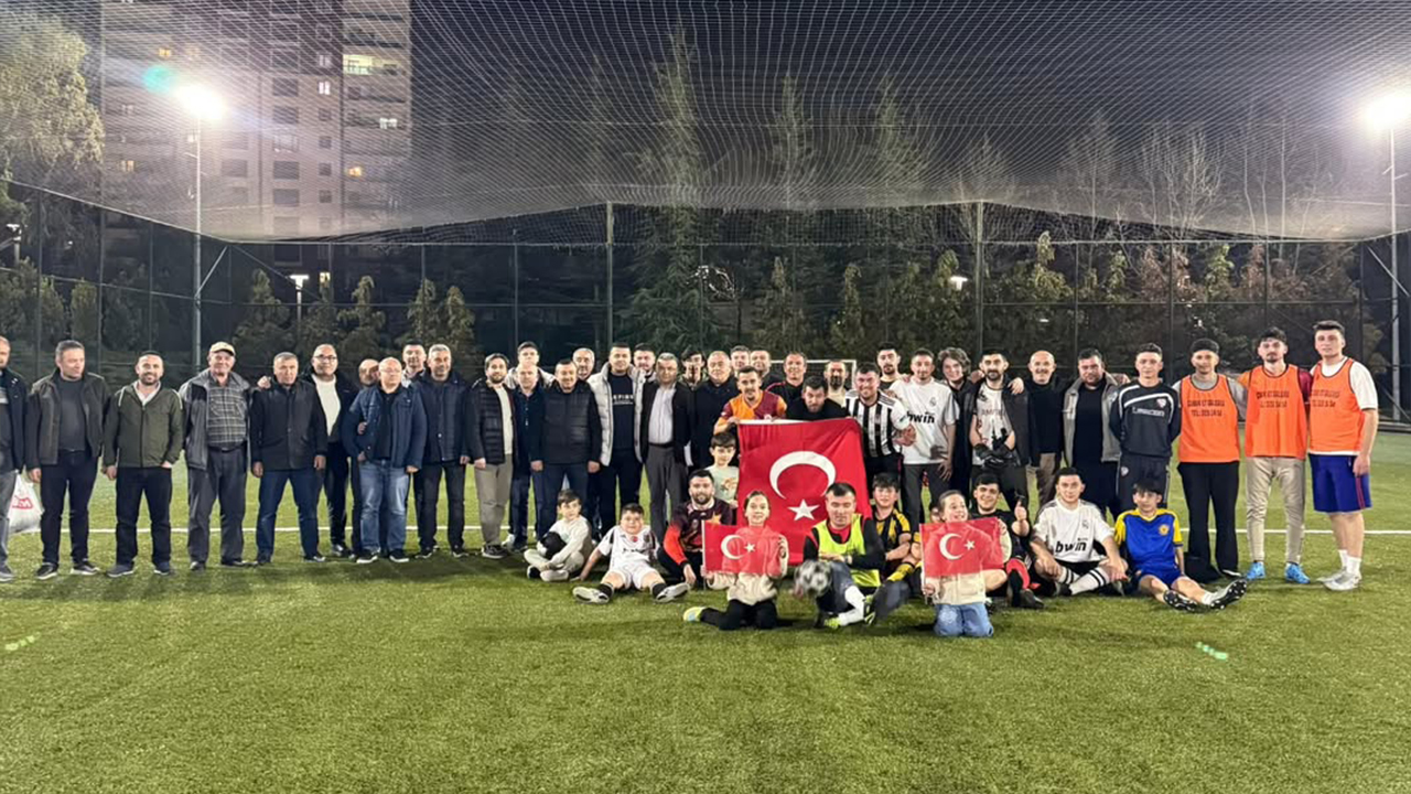 Çandır Köyü Ankara Derneği’nden Birlik ve Beraberlik Maçı: Halı Sahada Hemşehri Buluşması