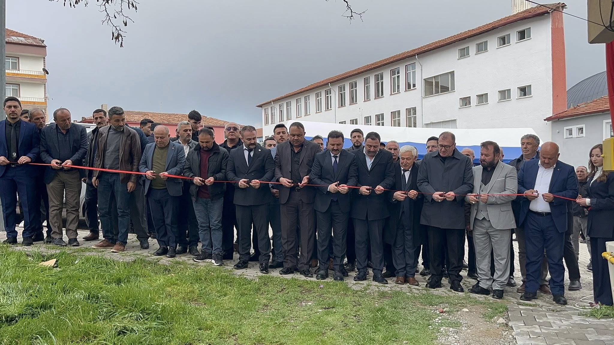 Çekerek’te Ülkü Ocakları Yeni Hizmet Binası Açıldı