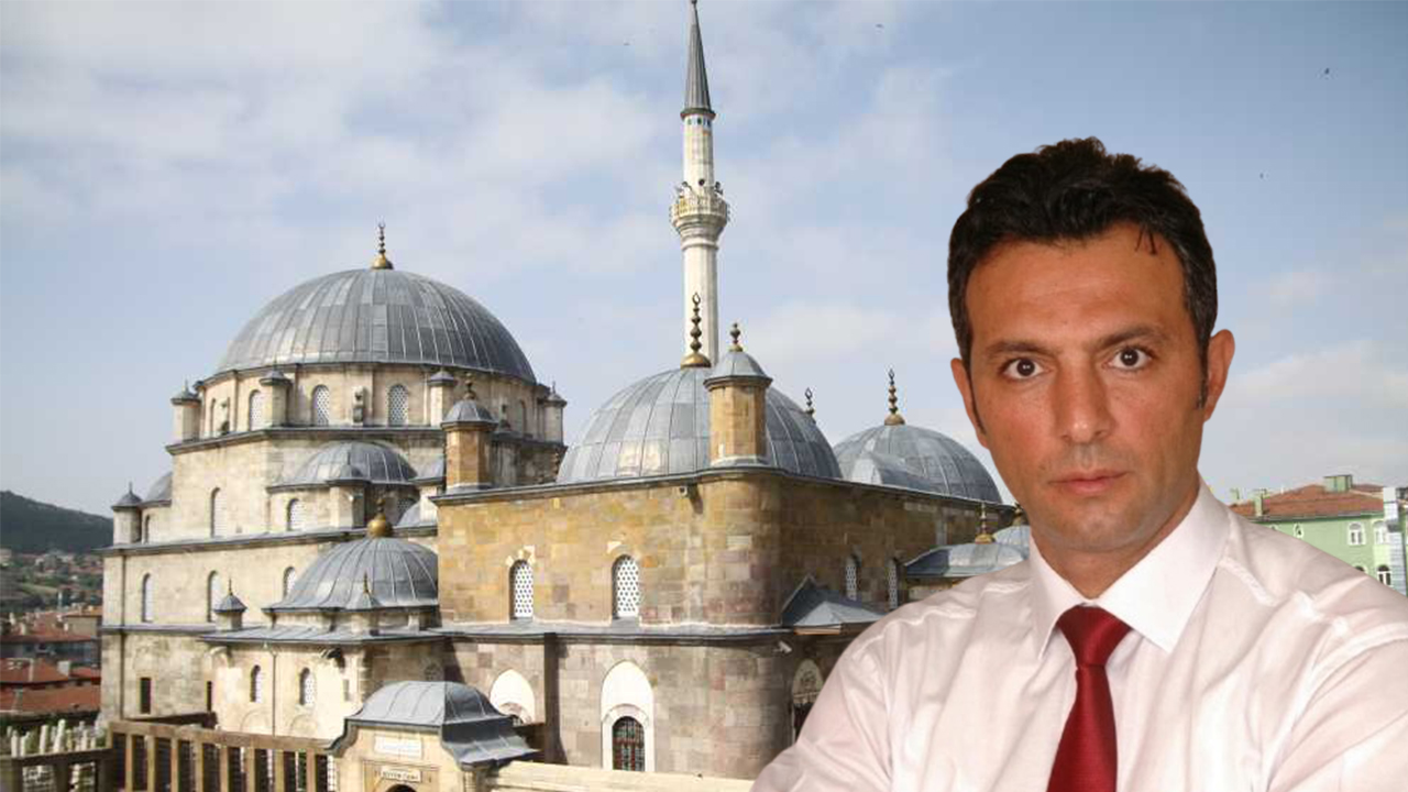 Sorgun’da Eğitim Camiasını Yasa Boğan Vefat: Öğretmen Kadir Yorulmaz Son Yolculuğuna Uğurlanıyor