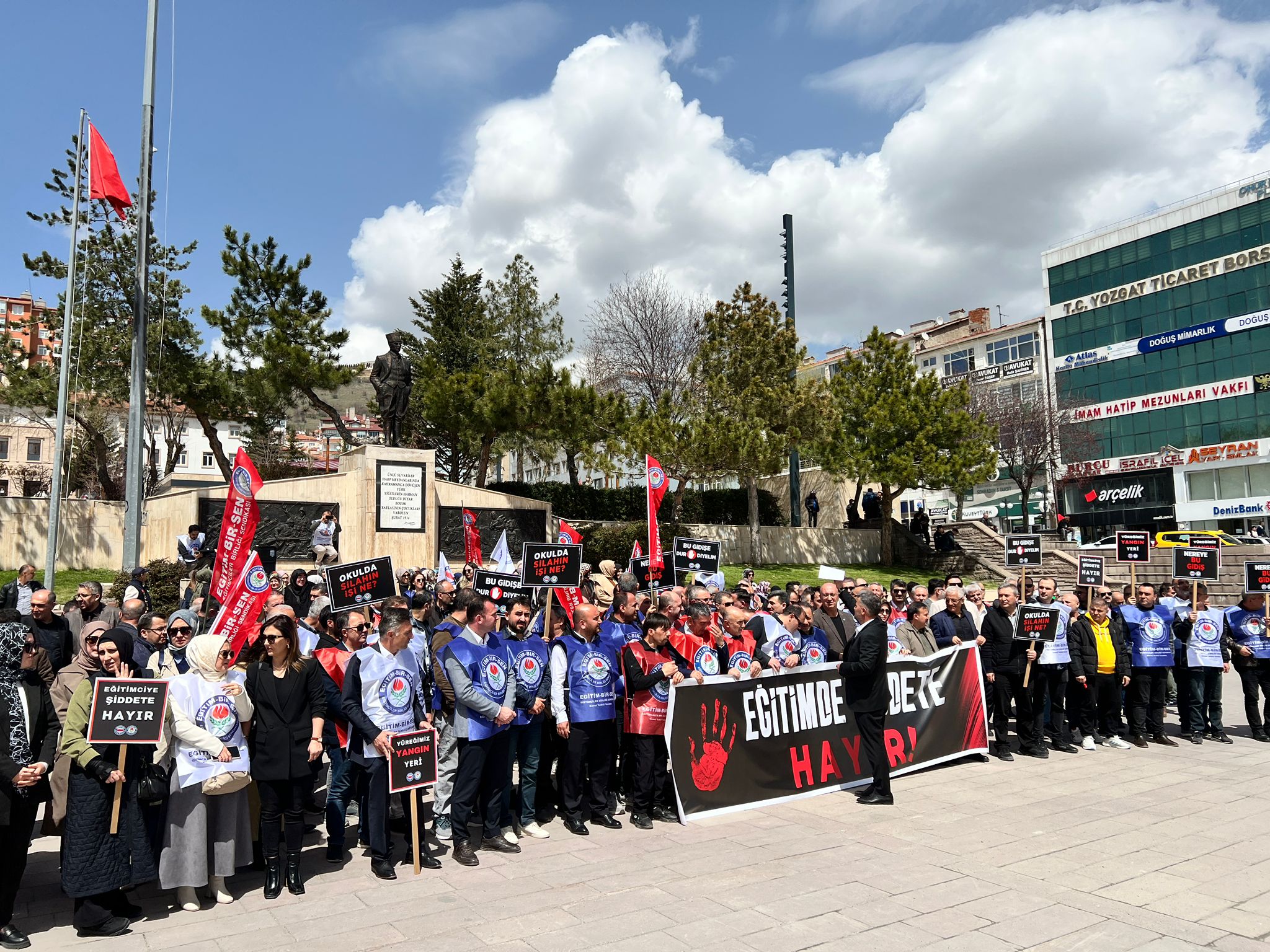 Yozgat’taki Eğitim Sendikalarından Şanlıurfa’daki Okul Saldırısına Sert Tepki