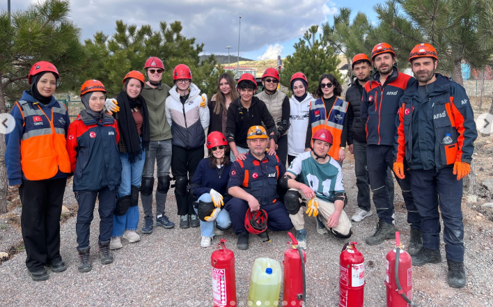 Yozgat’ta Dikkat Çeken Proje! Gençlere Afet Eğitimi Veriliyor