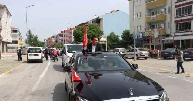Sürpriz doğum gününde Vali oldu