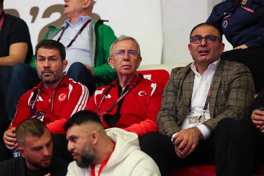 Rıza’nın en büyük taraftarı Mansur Başkan oldu!