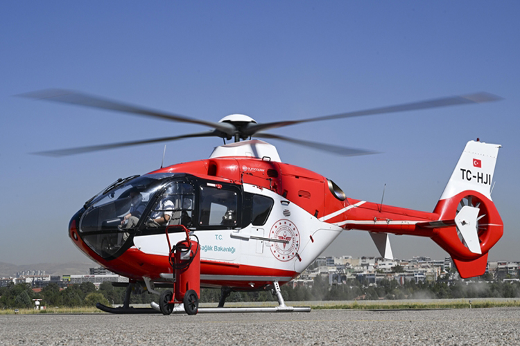 Yozgat’ta Karbonmonoksit Zehirlenmesi: 15 Yaşındaki Hasta Ambulans Helikopterle Ankara’ya Sevk Edildi