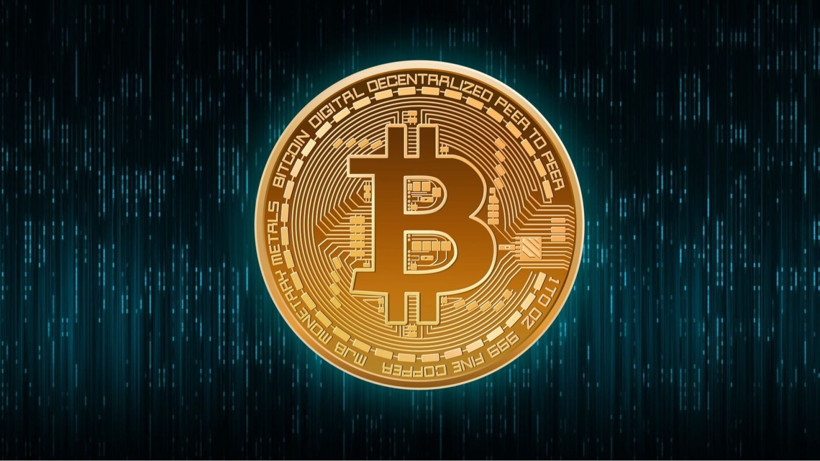 Bitcoin uçuşa geçti: 77 bin doları aştı