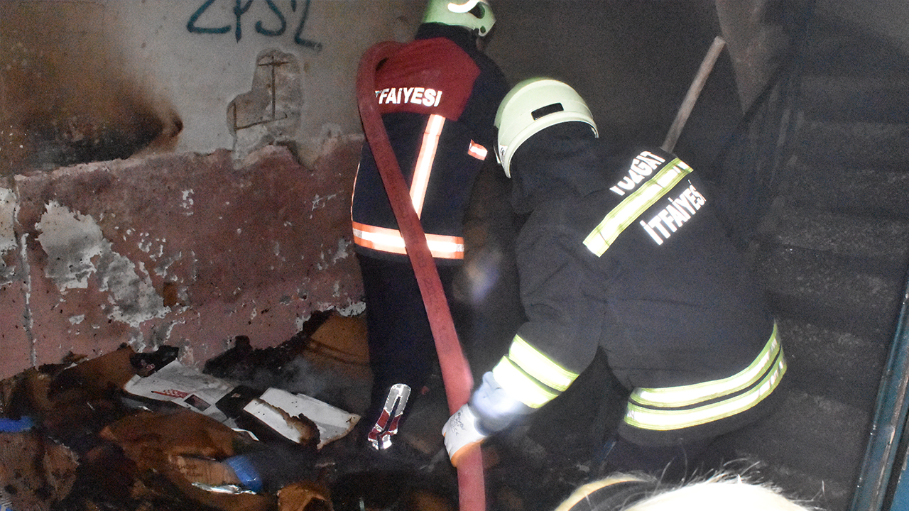 Yozgat Lise Caddesi’nde Yangın: İtfaiye Ekipleri Hızla Müdahale Etti