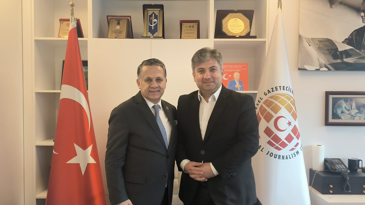 KGK Yerel Medya Zirvesinde Meslek Birliği Yasası Çağrısı: Gazetecilikte Yeni Dönem Talebi