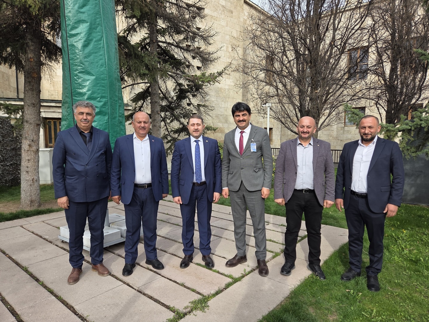 MHP Yozgat Milletvekili İbrahim Ethem Sedef’e TBMM’de Yoğun Ziyaret: Yozgat Üzerine İstişare
