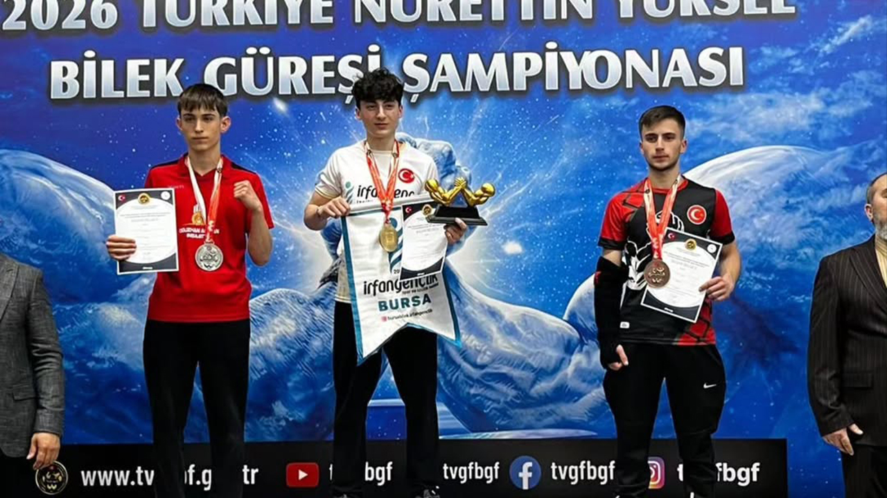 Sorgunlu Öğrenci Ubeyde Efe Kaya’dan Bilek Güreşinde Çifte Derece