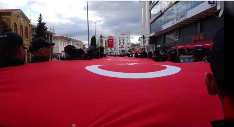 Yozgat’ta 19 Mayıs Coşkusu: Bayrak Yürüyüşüyle Birlik Mesajı Verildi