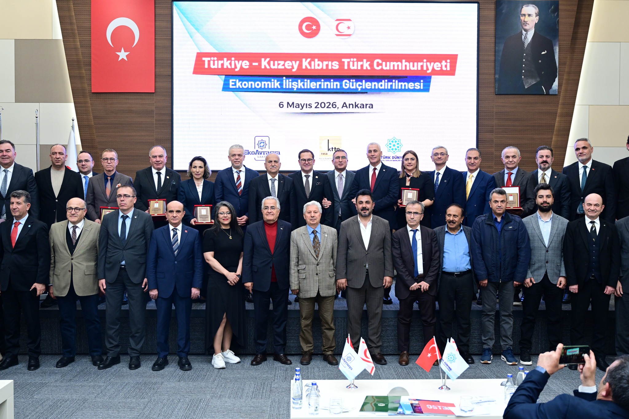 OSTİM’de KKTC Yatırım Zirvesi: Türkiye ile Ekonomik İş Birliği Güçleniyor
