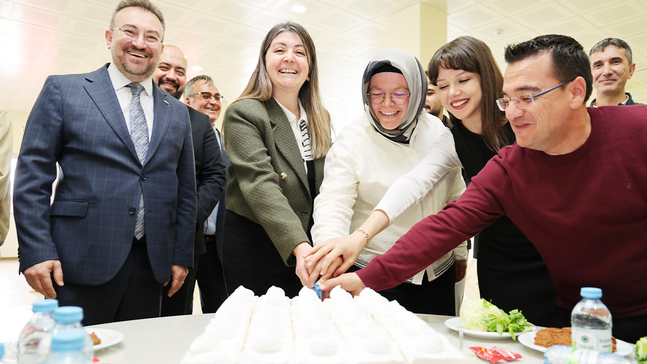 Yozgat Bozok Üniversitesi'nde Bozok Bilim ve Üniversite Tanıtım Şenliği Yoğun İlgi Gördü