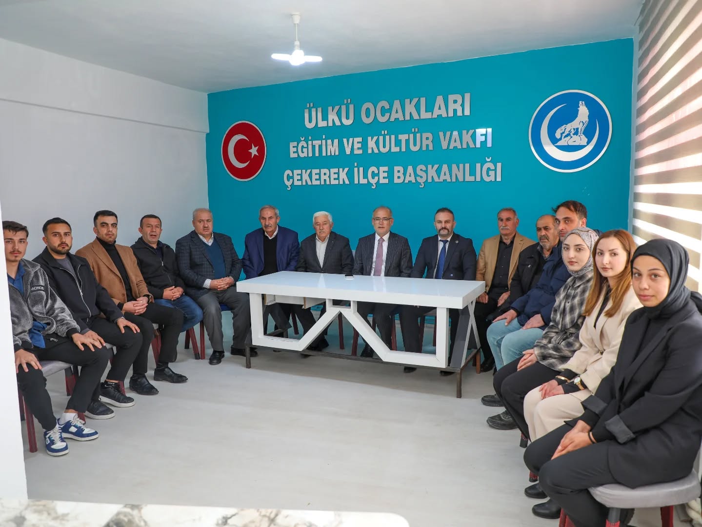 Çekerek Belediye Başkanı Üzeyir İnce’den Ülkü Ocakları’na Ziyaret