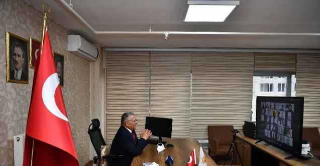 Başkan Büyükkılıç’tan video konferans ile bayramlaşma