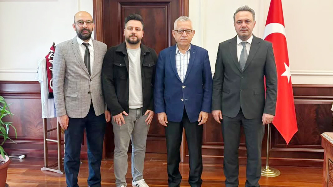 Yozgat Eczacı Odası’ndan Belediye Başkanı Kazım Arslan’a Ziyaret: Atık İlaç Projesi Gündemde
