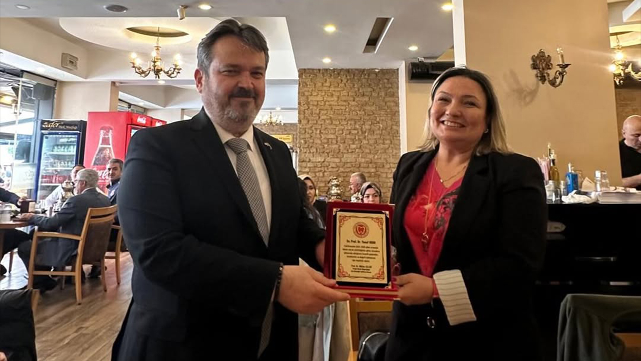 Yozgat Bozok Üniversitesi Diş Hekimliği Fakültesi’nde Görev Değişimi ve Vefa Programı