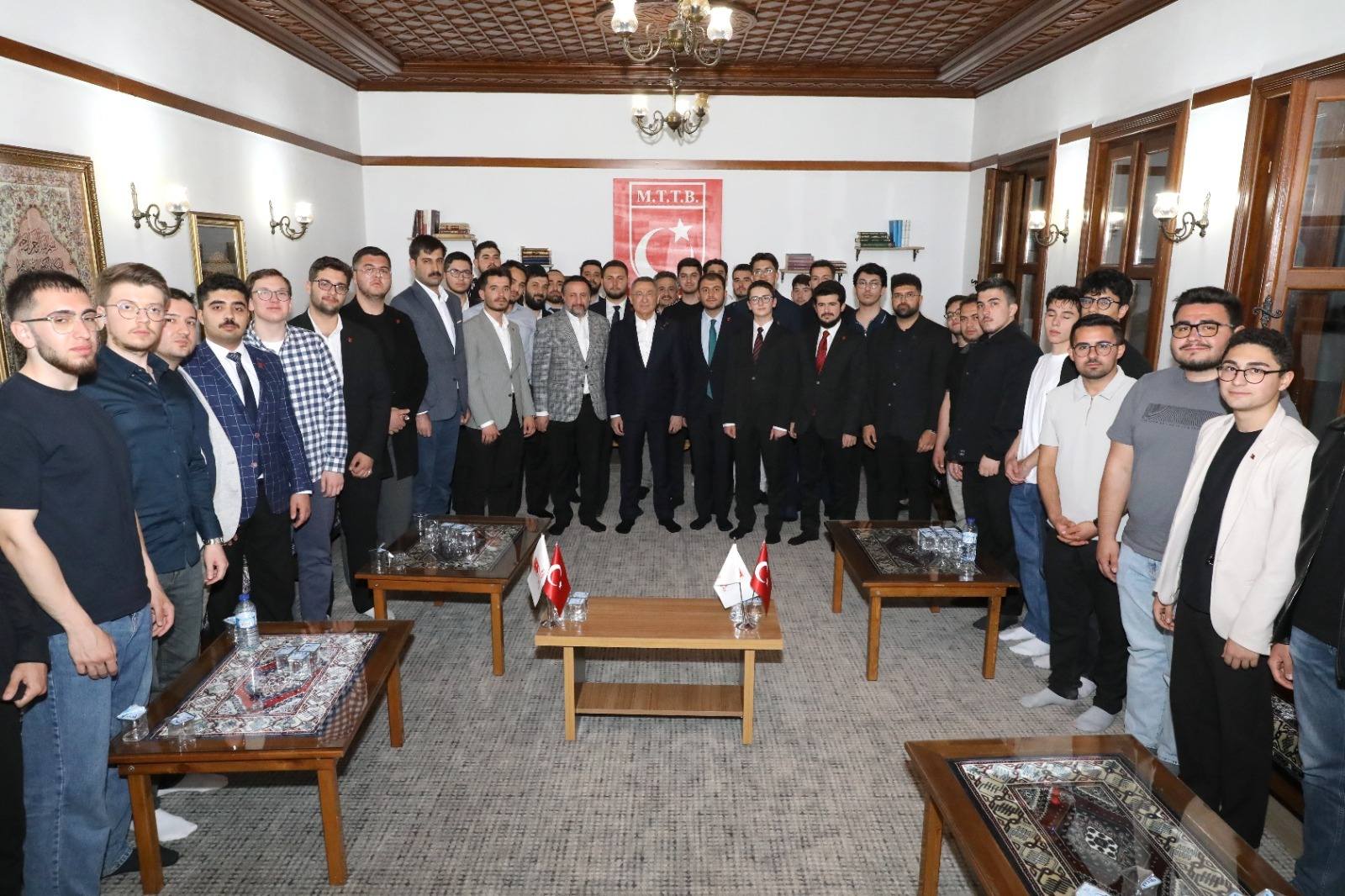 TBMM Dışişleri Komisyonu Başkanı Fuat Oktay MTTB Ankara Talebe Gündemi Programında Gençlerle Buluştu
