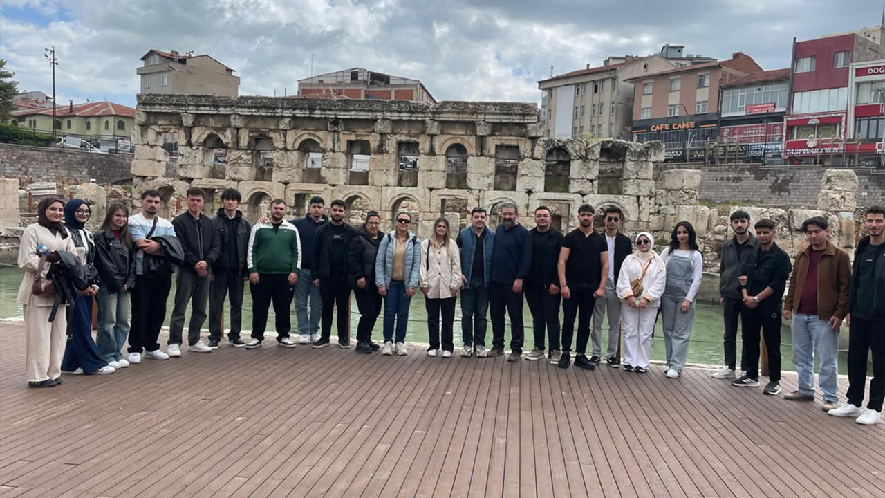 Yozgat MYO İnşaat Öğrencilerinden Teknik Gezi: Prefabrik Üretim ve Tarihi Yapılar Yerinde İncelendi