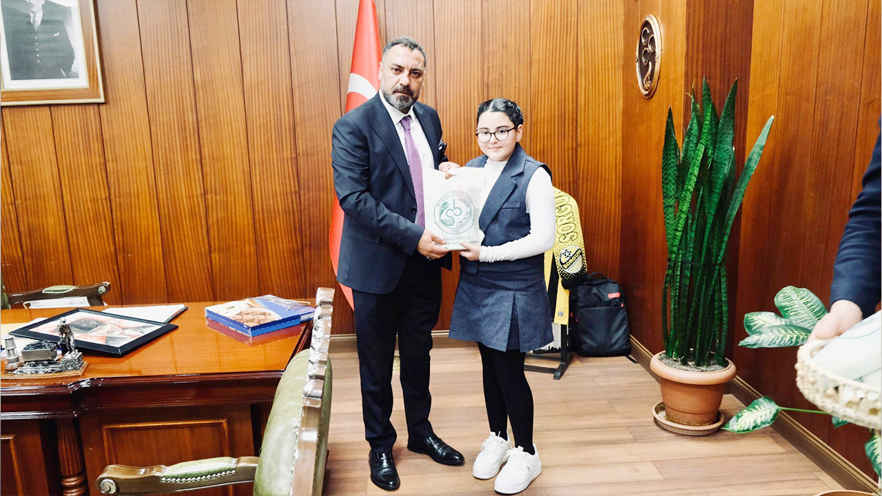 Sorgun Belediyesi’nden Çanakkale Ruhunu Yaşatan Öğrencilere Ödül