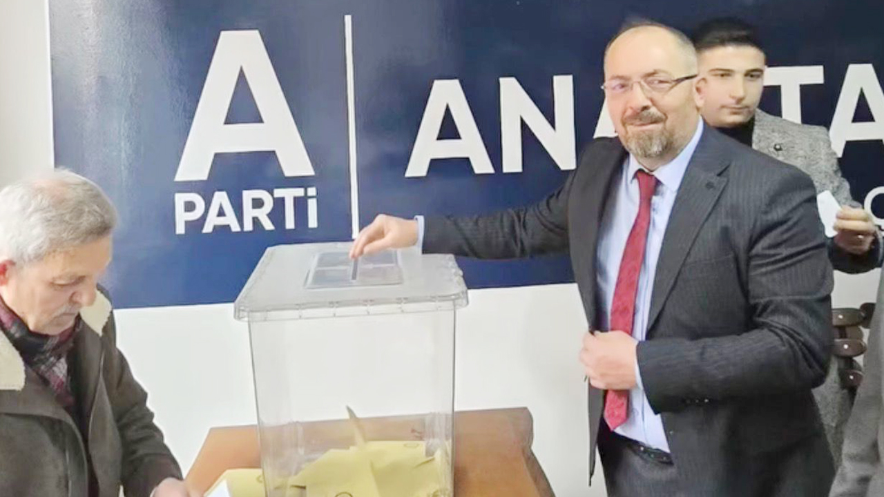 Yozgat’ta bir siyasi partide deprem: İstifa şoku yaşandı!