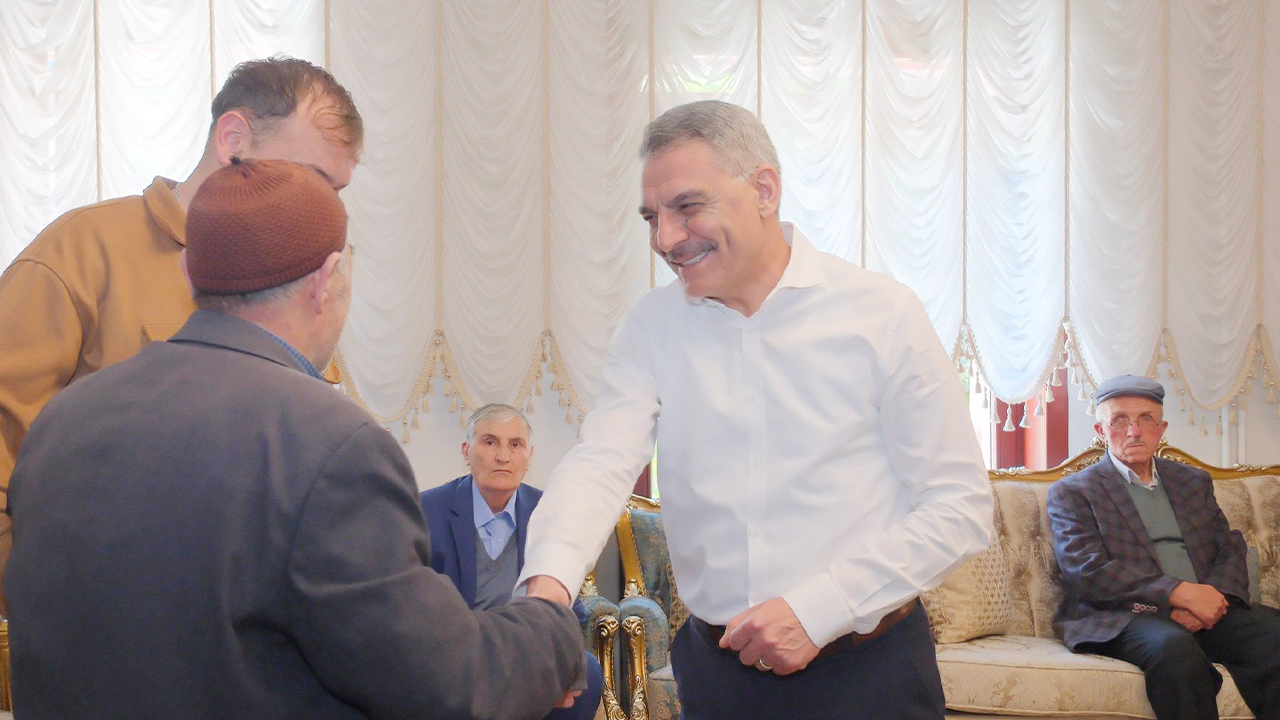 Yozgat Valilik Konutu’nda Bayram Buluşması: Ulu Çınarlar ve Çocuklar Ağırlandı