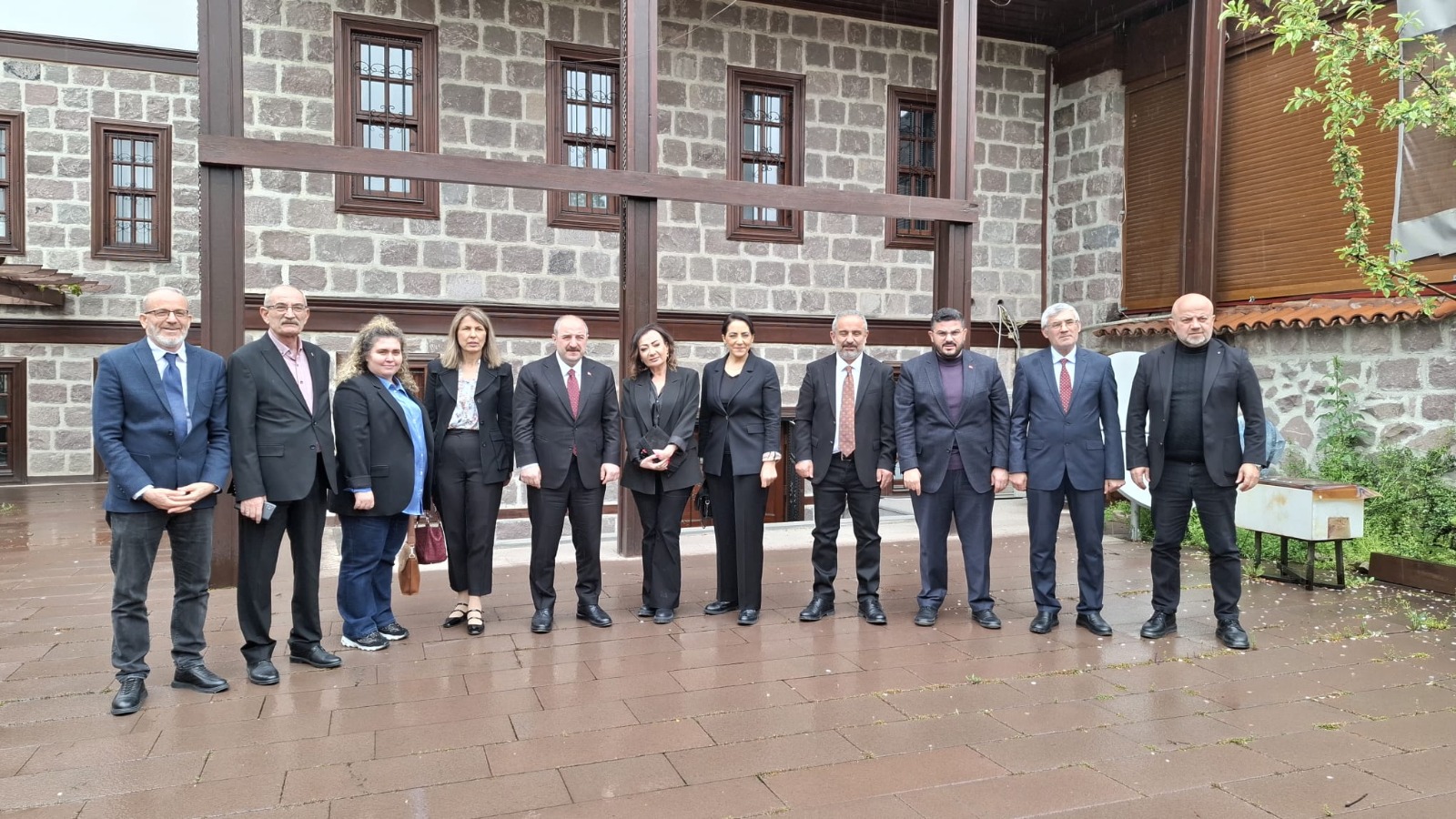 AK Parti Bursa Milletvekili Mustafa Varank: Şeffaflık ve Siyasi Etik Esastır