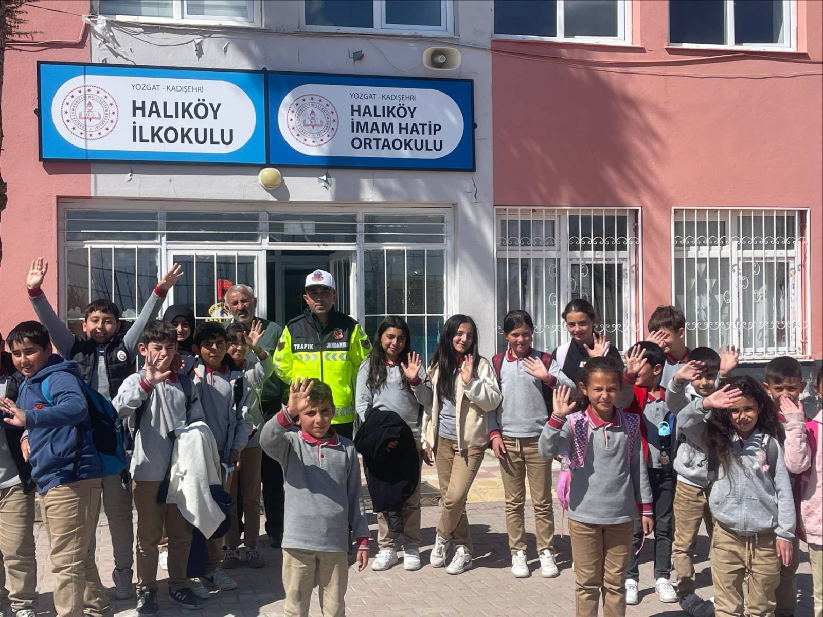 Yozgat’ta Jandarmadan Öğrencilere Trafik Eğitimi