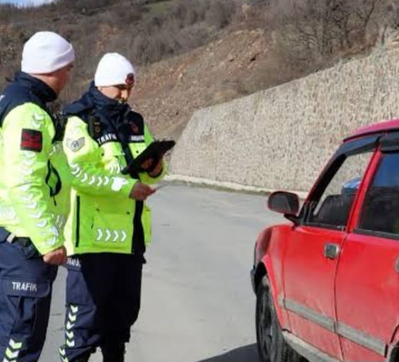 Yozgat’ta Ehliyetsiz Sürücülere Geçit Yok: 40 Bin TL Ceza Kesildi