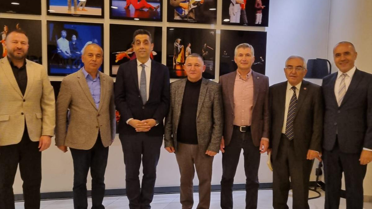 Yozgatlı Dernekler Federasyonu’na Onur Ödülü