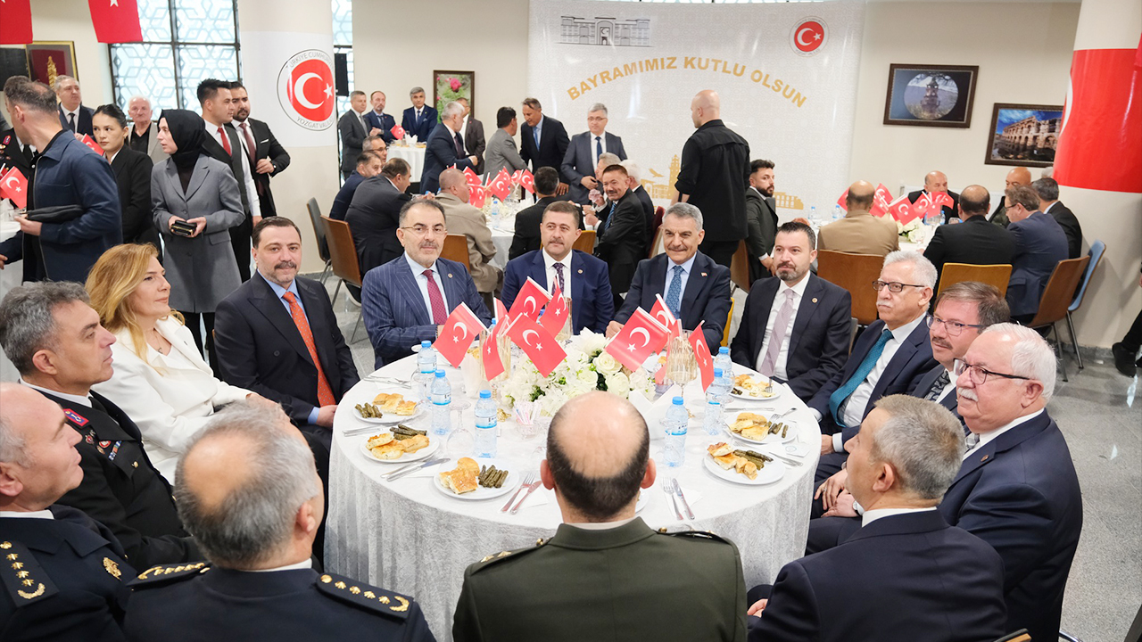 Yozgat Valiliği’nde Geleneksel Bayramlaşma Programı Düzenlendi