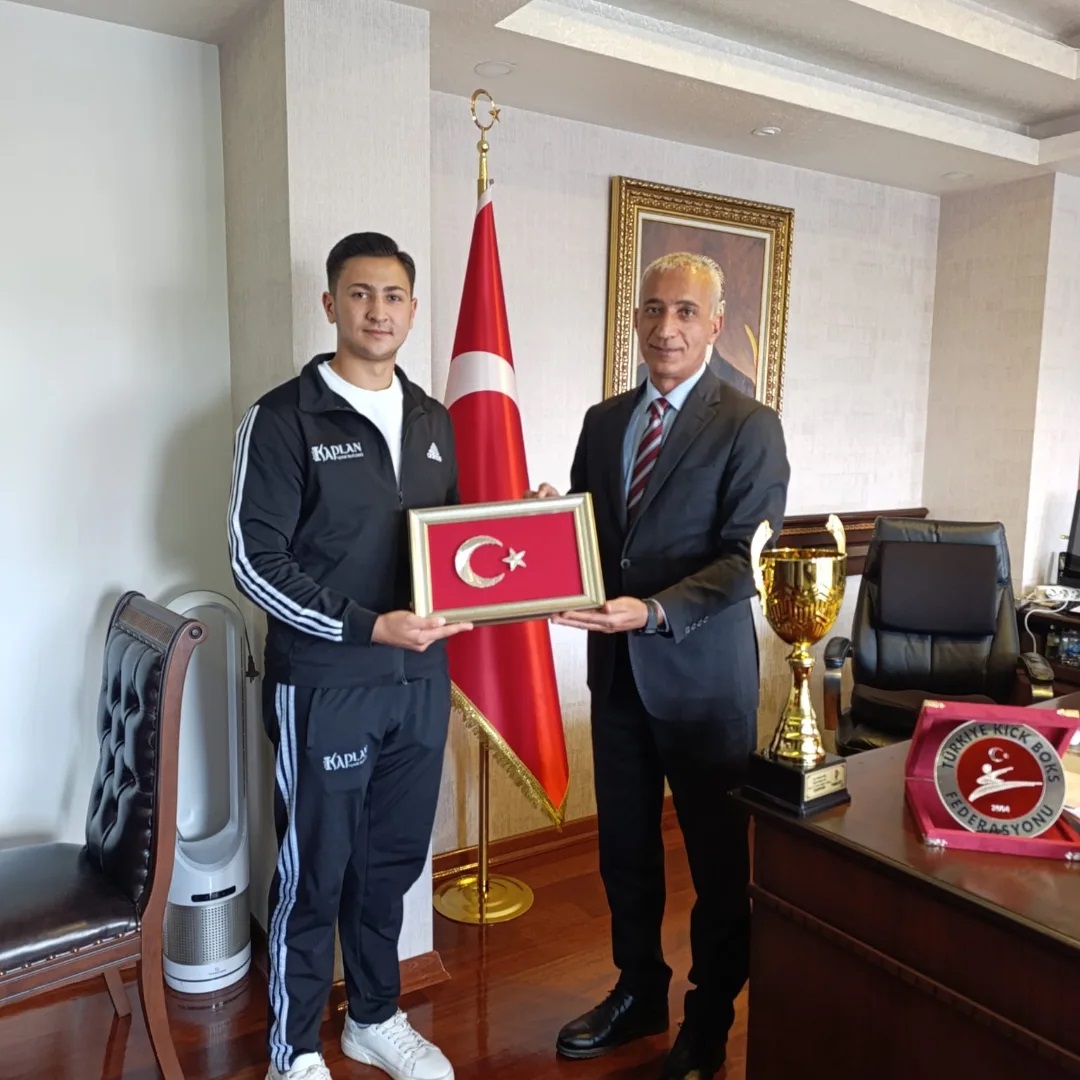 Gölbaşı’na Dünya Kupası Gururu: Battal Yurttakalan Kick Boks Dünya Şampiyonu Oldu