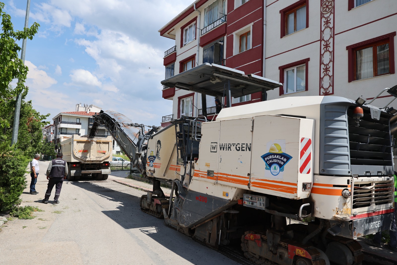 Ankara Pursaklar’da Asfalt Atağı