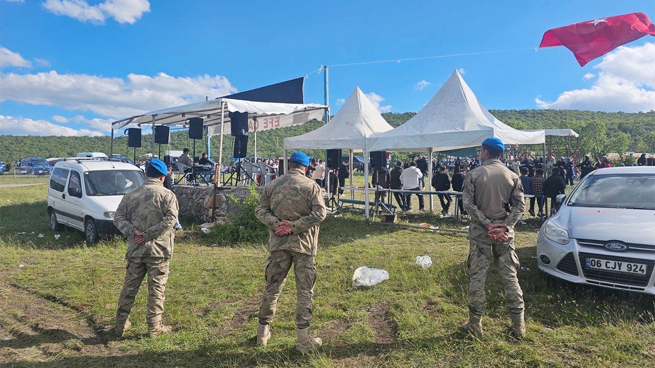 Yozgat Çadırardıç Köyü’nde 2 bin 500 Kişilik Bahar Şenliği
