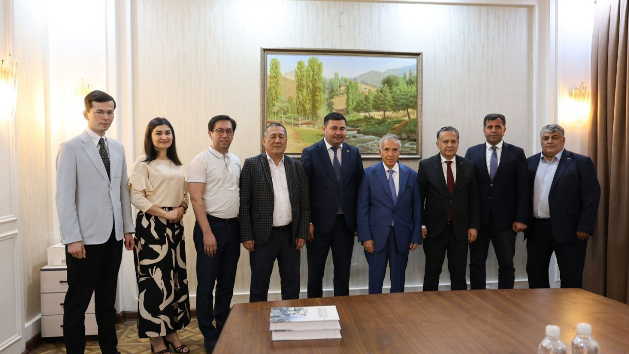 Özbekistan’da Türk Medyasına Yoğun İlgi: KGK’nın Uluslararası Medya Buluşması Taşkent’te Başladı
