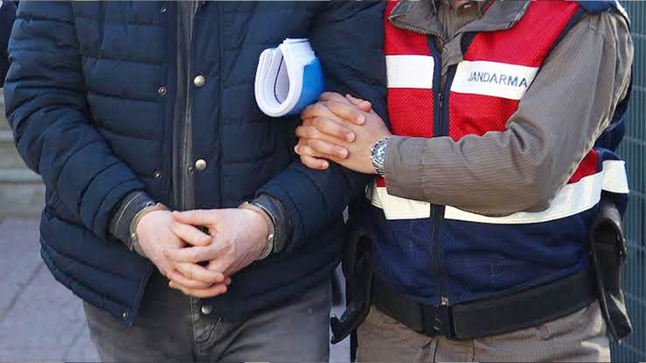 Yozgat’ta Jandarma Aranan Şahısları Yakalamaya Devam Ediyor