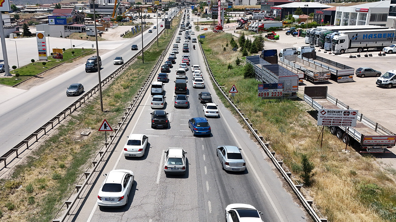Trafikte Telefon Kullanımı Yozgat’ta Tehlike Saçıyor