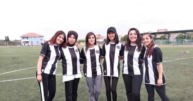 Manisa FK’dan Yozgatlı öğrencilere forma desteği