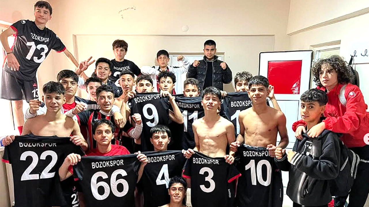 Yozgat Belediyesi Bozokspor Akademi U-15 Takımı Niğde Belediyespor’u 2-1 Mağlup Etti