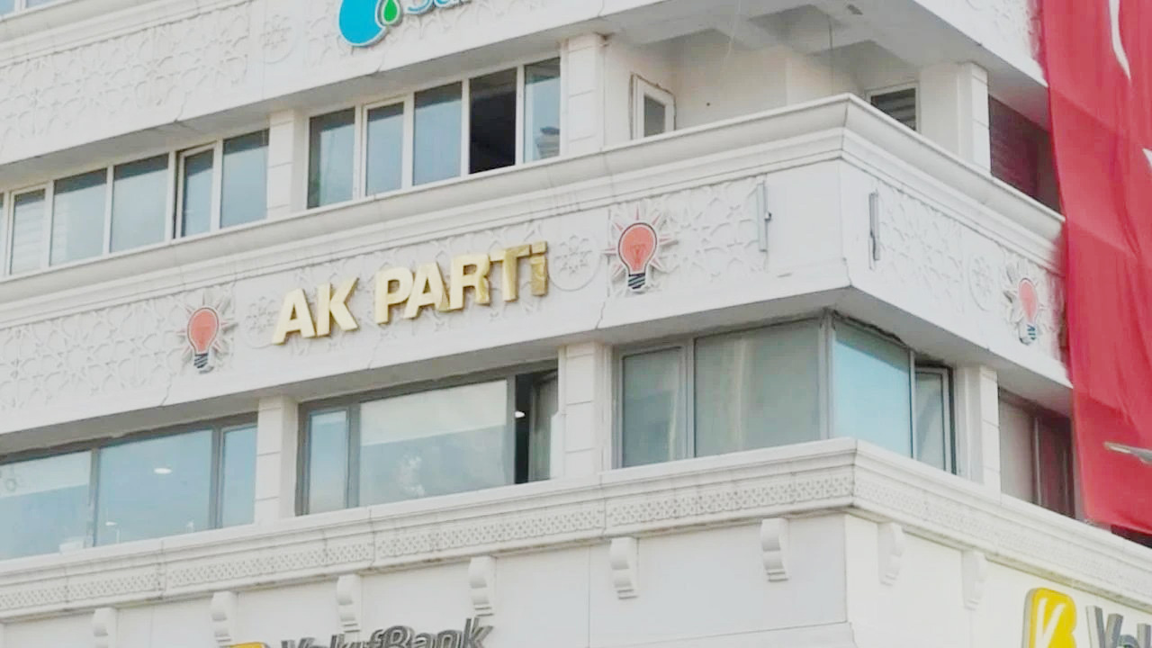 AK Parti Yozgat Teşkilatında istifa: 'Aslolan makam değil dava' dedi görevi bıraktı!