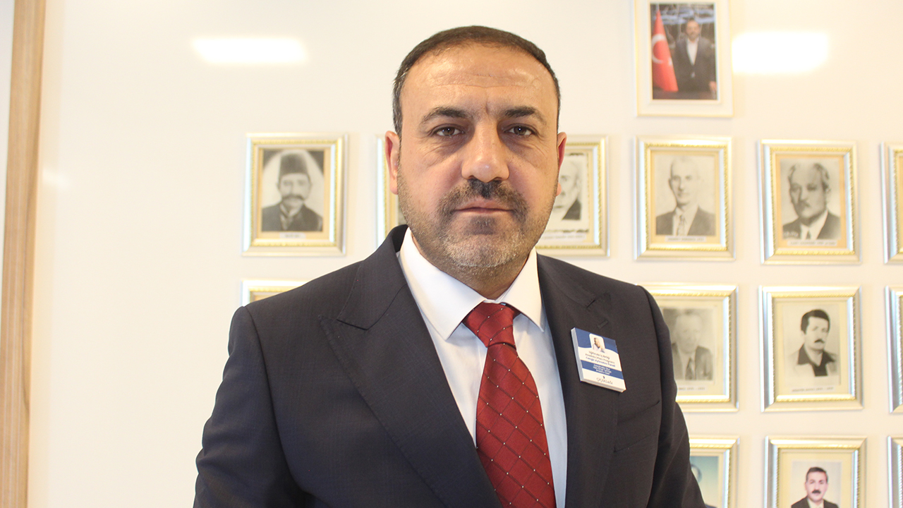 Çiçekdağı’nda Vatan ve Bayrak Temalı Şiir Yarışması Düzenlenecek