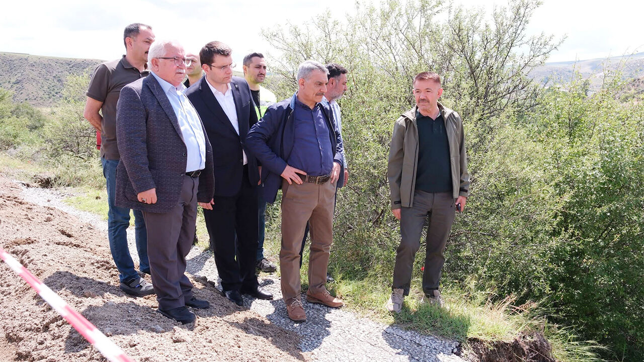 Yozgat’ı dolu ve sel vurdu: Vali Özkan afet bölgesinde