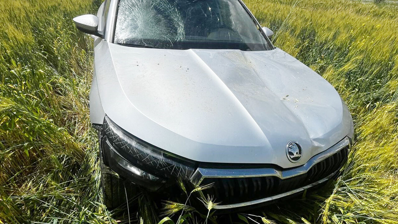 Yozgat’ta kazaların ardı arkası kesilmiyor: Araç tarlaya savruldu!