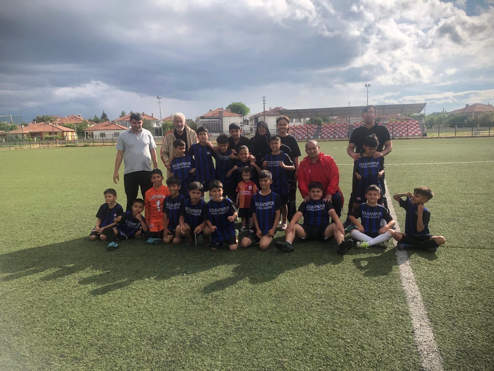 Yerköy Volkan Spor Altyapıya Yatırım Yapıyor: Minik Futbolcular Hazırlık Maçlarıyla Gelişiyor