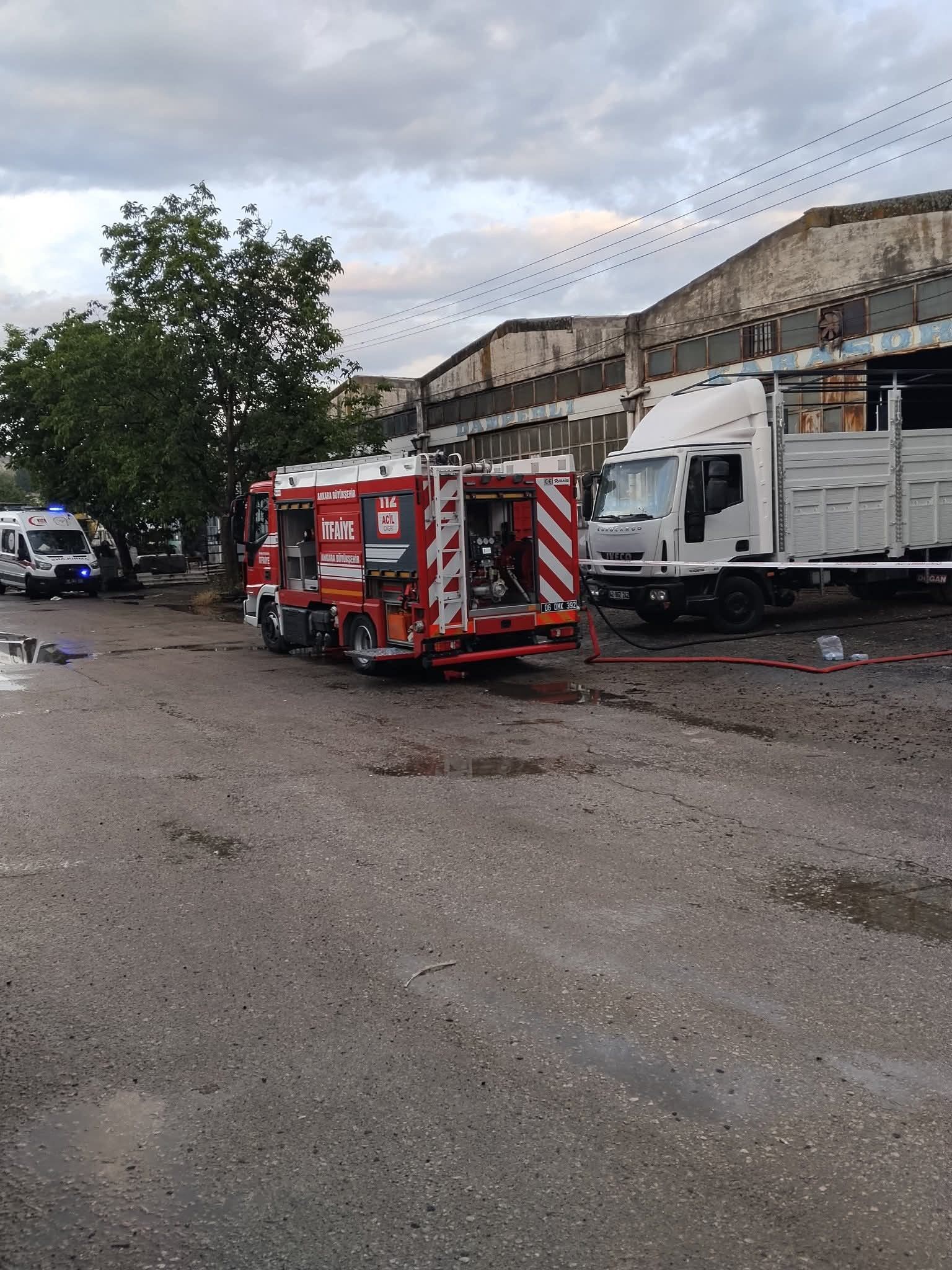 Beypazarı Marangozlar Sitesi’nde Yangın Paniği: İş Yerinde Maddi Hasar Oluştu