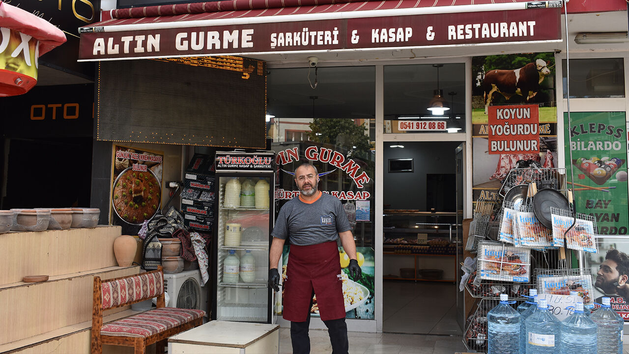 Yozgatlı Kasaptan Etin Sırrı: Taze Eti Renginden ve Canlı Görünümünden Anlarsınız
