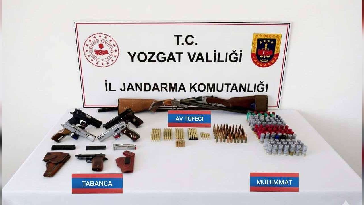 Yozgat’ta Ruhsatsız Silah Operasyonu: Çok Sayıda Tabanca ve Mühimmat Ele Geçirildi