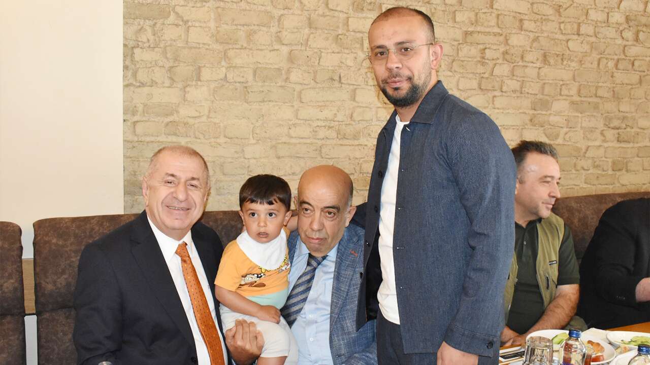 Zafer Partisi Genel Başkanı Özdağ Yozgat'ta Zafer Türk Mutfağında: Türk Mutfağında Olmaktan Mutluyuz